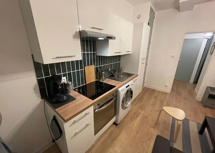 Marine 1 * Шербур-ан-Котантен